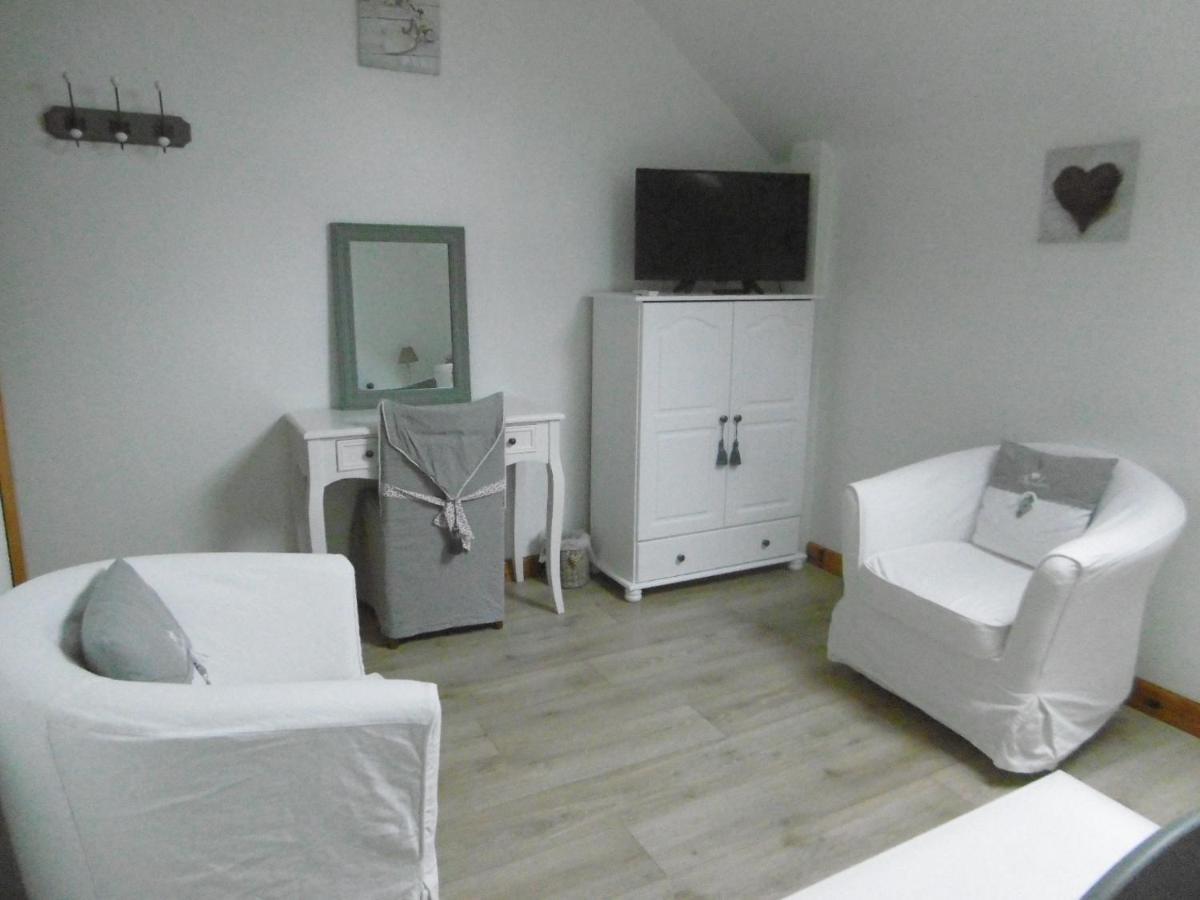 Chambre D'Hotes De La Mousse Saint Remy sur Orne Exteriör bild